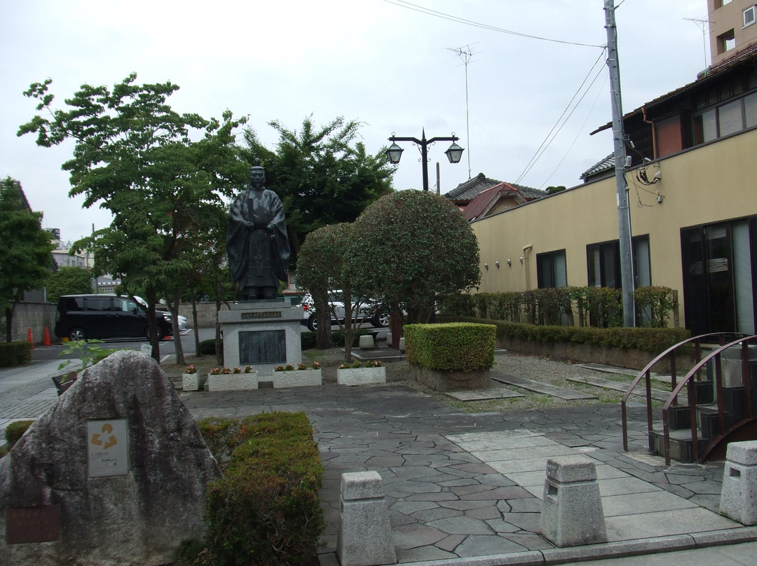 Seiitaishogun Ashikaga Takauji Public Statue-足利市必去景点