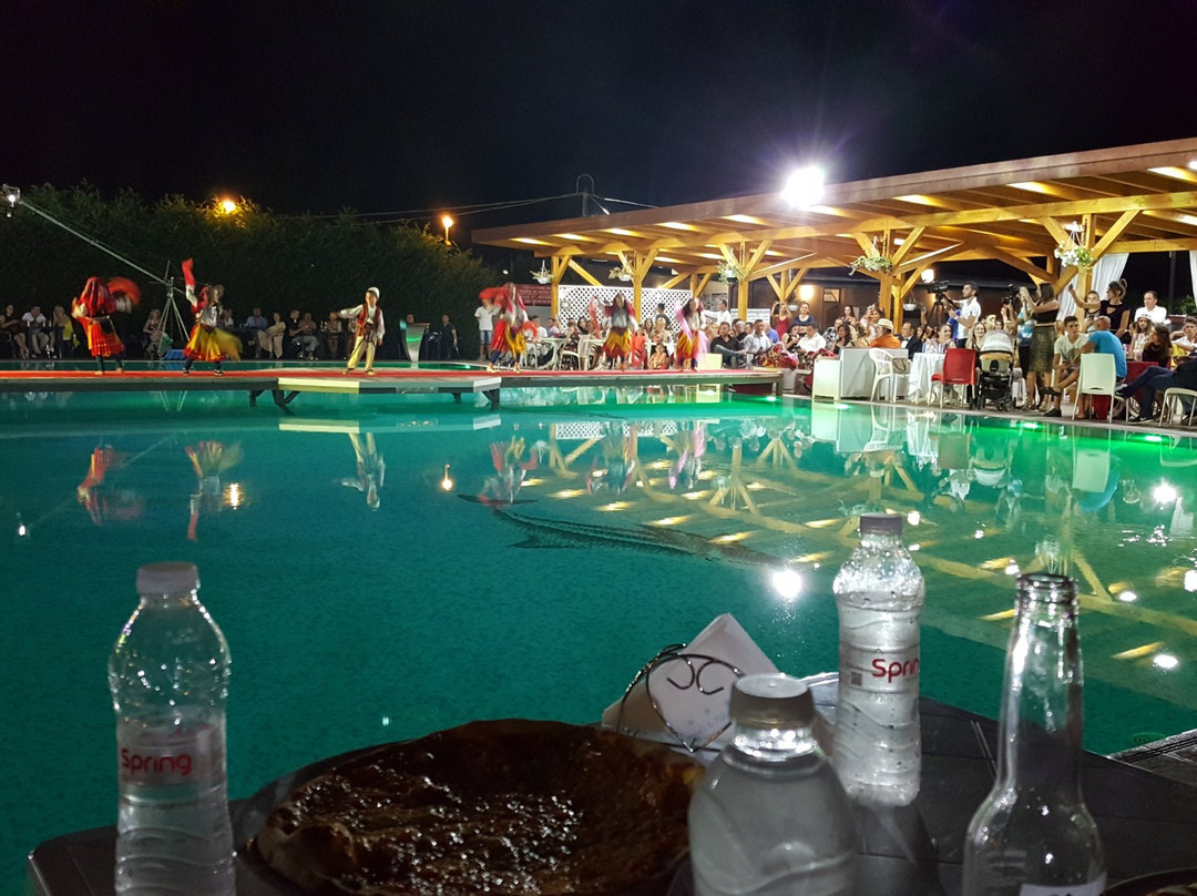 Camping & Pishina Riviera
