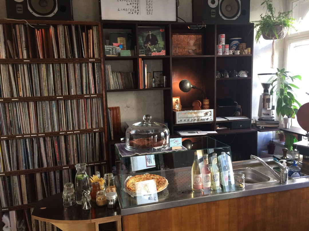 Grossschonau餐馆和美食-S1 Vinyl & Kaffee