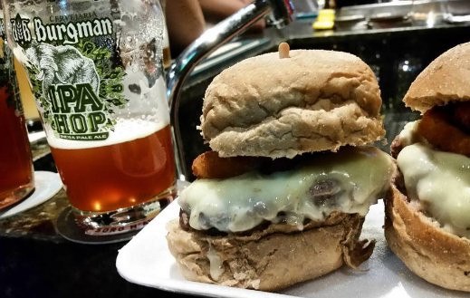 Mucha Breja Beer Store