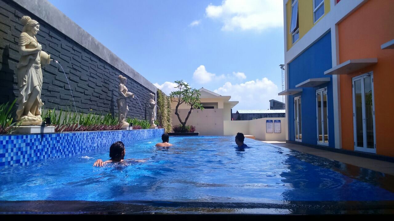 Front One Hotel-浴室