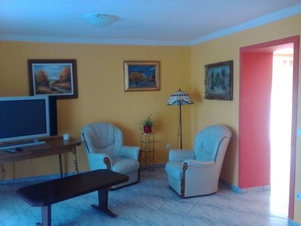 Kristaly Apartman主图