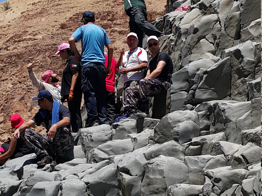 Wadi al hidan-米底巴必去景点