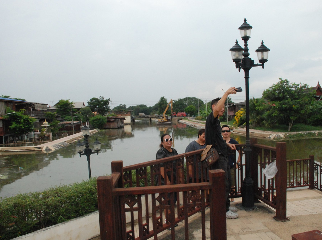 Bang Pa-In Railway Station-挽巴茵必去景点