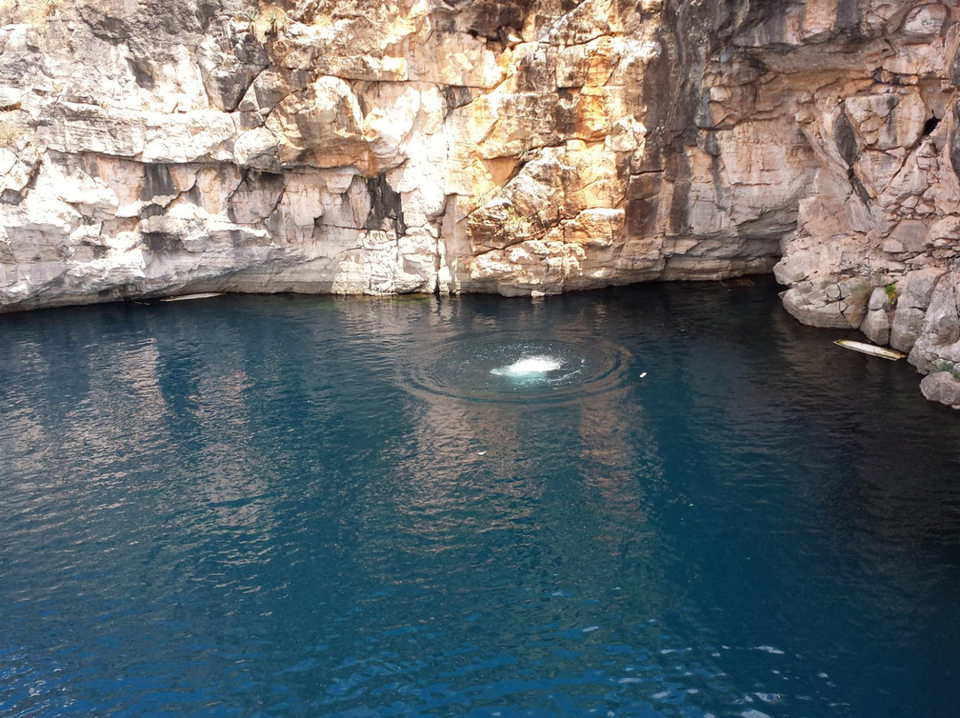 Otavi旅游景点-Lake Guinas