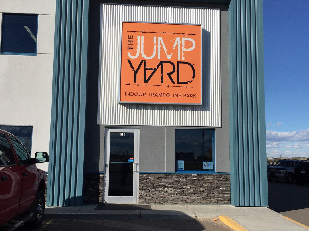 Jump yard-大草原必去景点