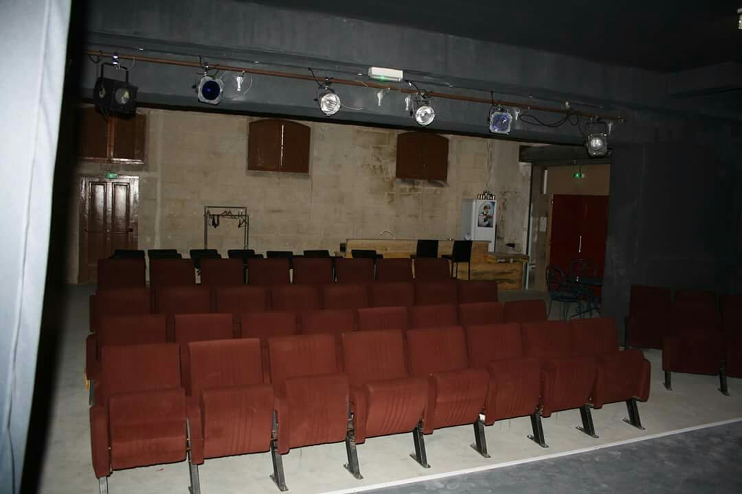 Café théatre Drôle de Scène-波尔多必去景点