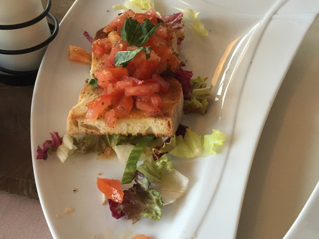 Eiken餐馆和美食-Ristorante Pizzeria Mediterraneo