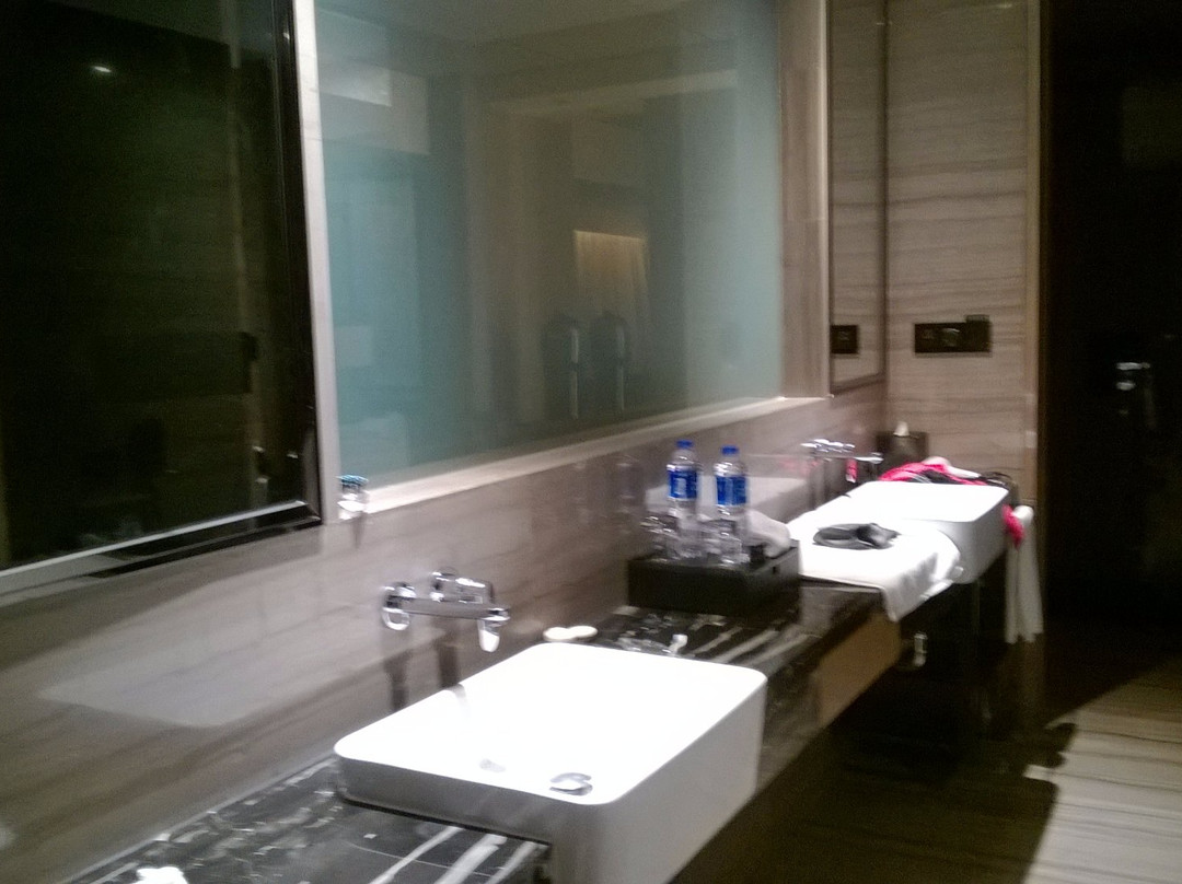 绿岛国际酒店 主图