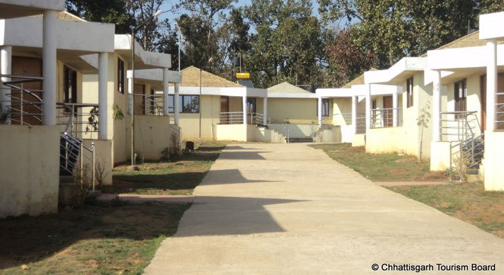 Saila Tourist Resort Mainpat