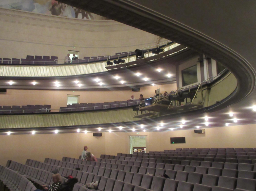 Saarländisches Staatstheater-萨尔布吕肯必去景点