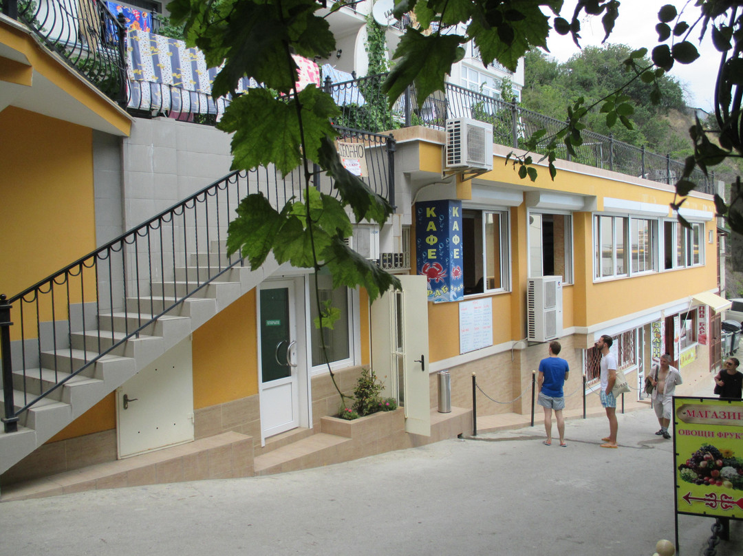 Guest House Yalta Rest