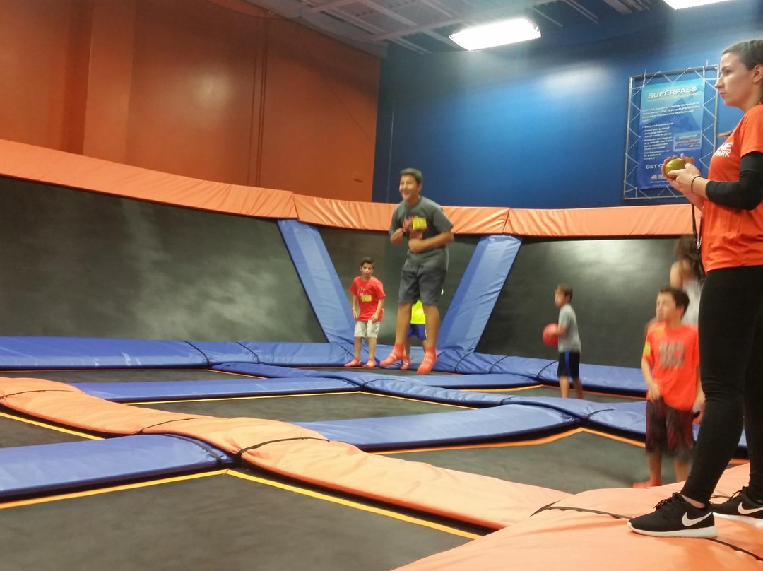 Sky Zone-Cutler Bay必去景点