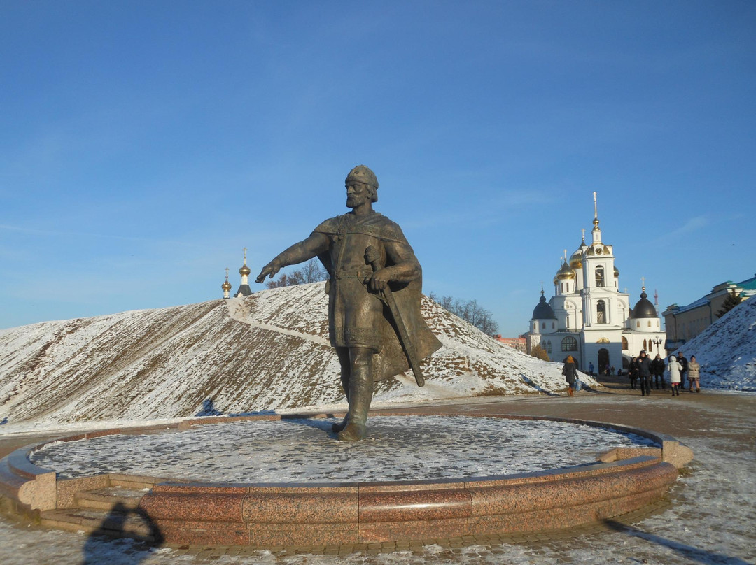 Yuriu Dolgorukiy Monument景点图片