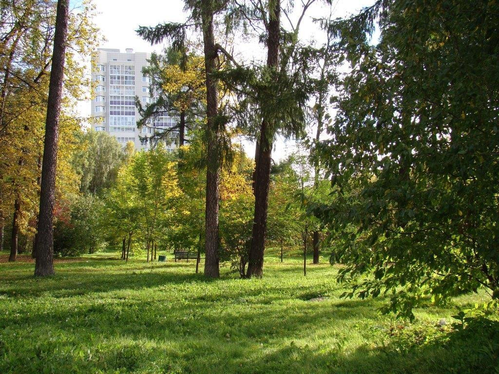 Park on Blyukhera Street景点图片