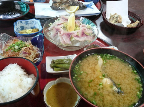 添田町餐馆和美食-Komadori