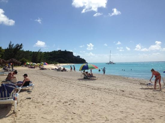 Ffryes Beach-安提瓜必去景点