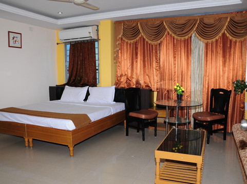 Appalayagunta酒店住宿-Oyo 22478 Hotel Gayathri Grand