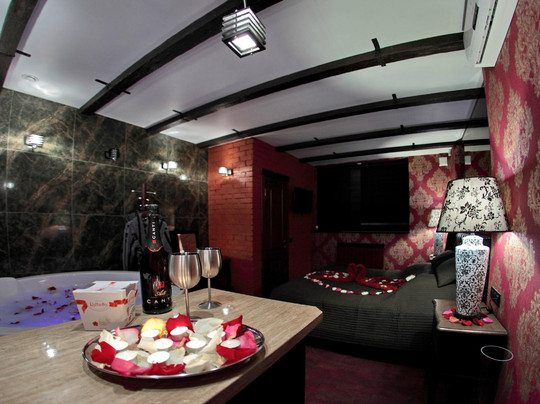 Alt Ritter on Lunacharskiy主图