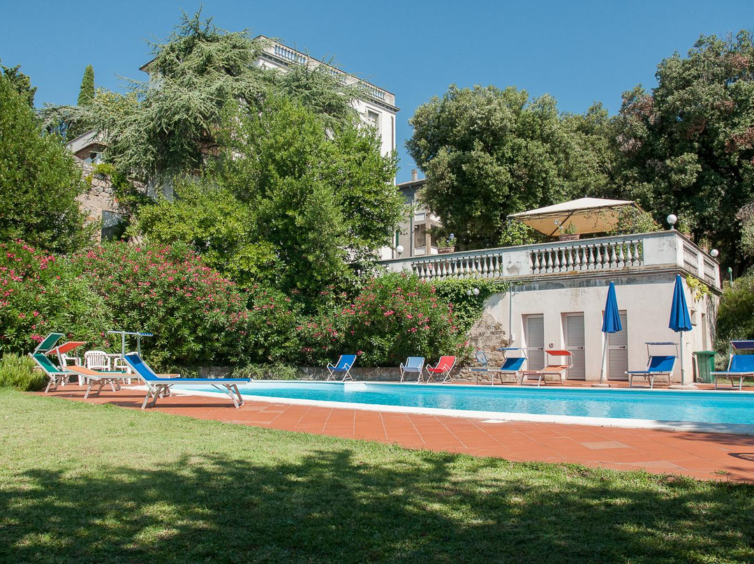 Palazzo Poggioni - Villa I Lecci