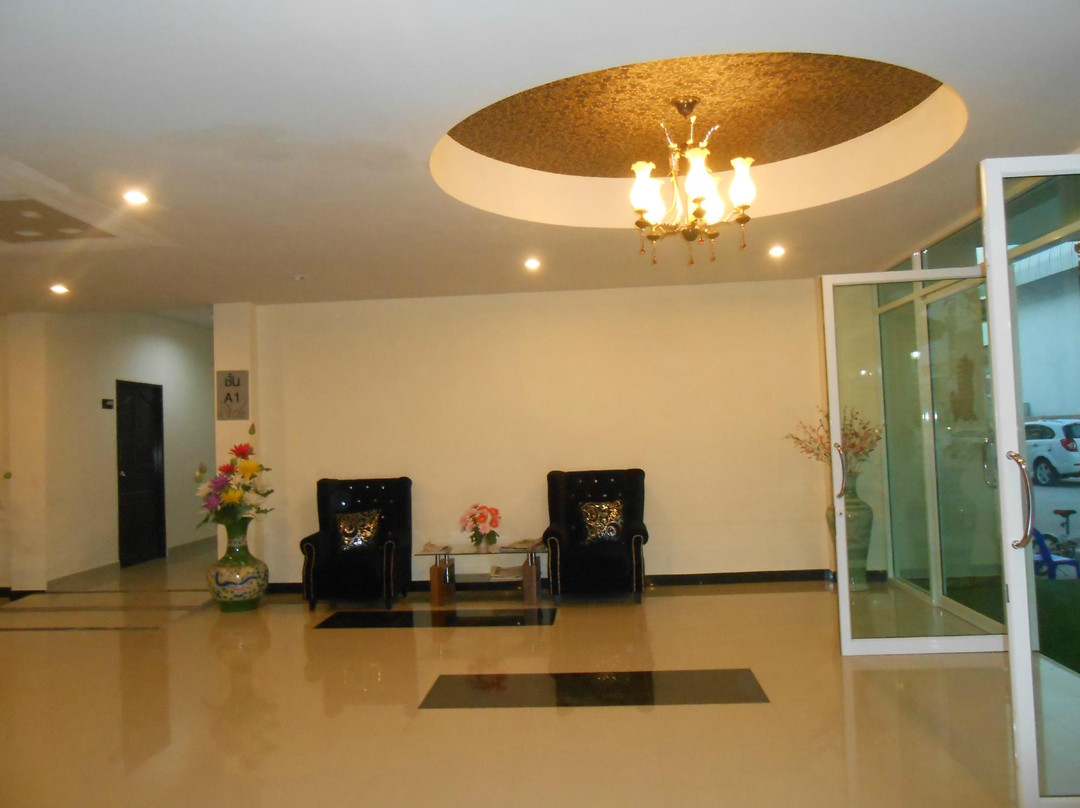 The Rich Residence主图