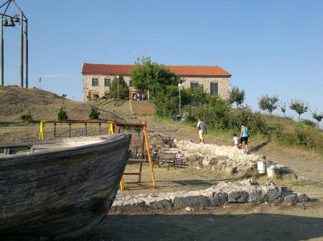 Uspenie Bogorodichno景点图片