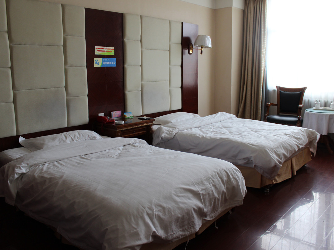 金丰大酒店主图