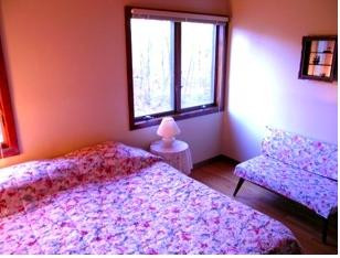 1-A Lenox Bed & Breakfast主图