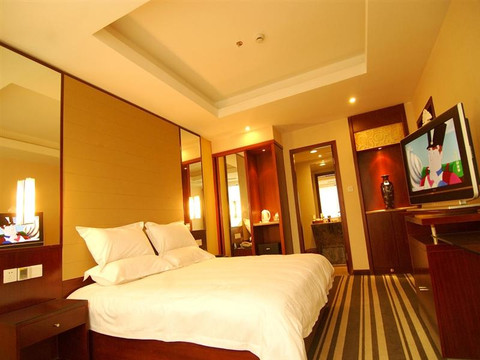 格林豪泰苏州何山商务酒店主图