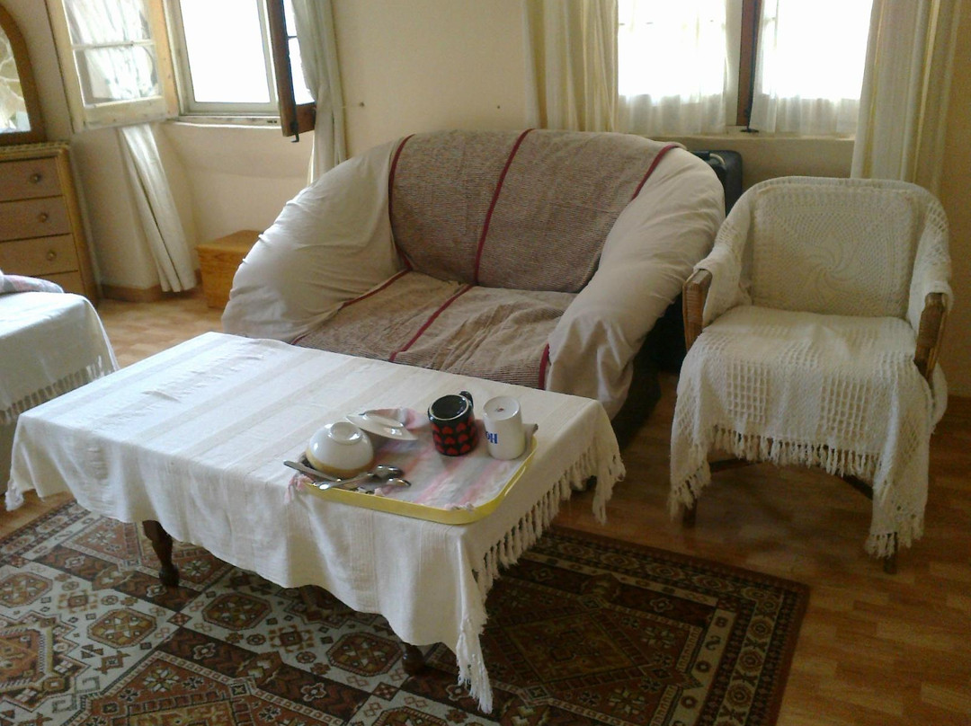 Belvanjos Christian Guest House Malta