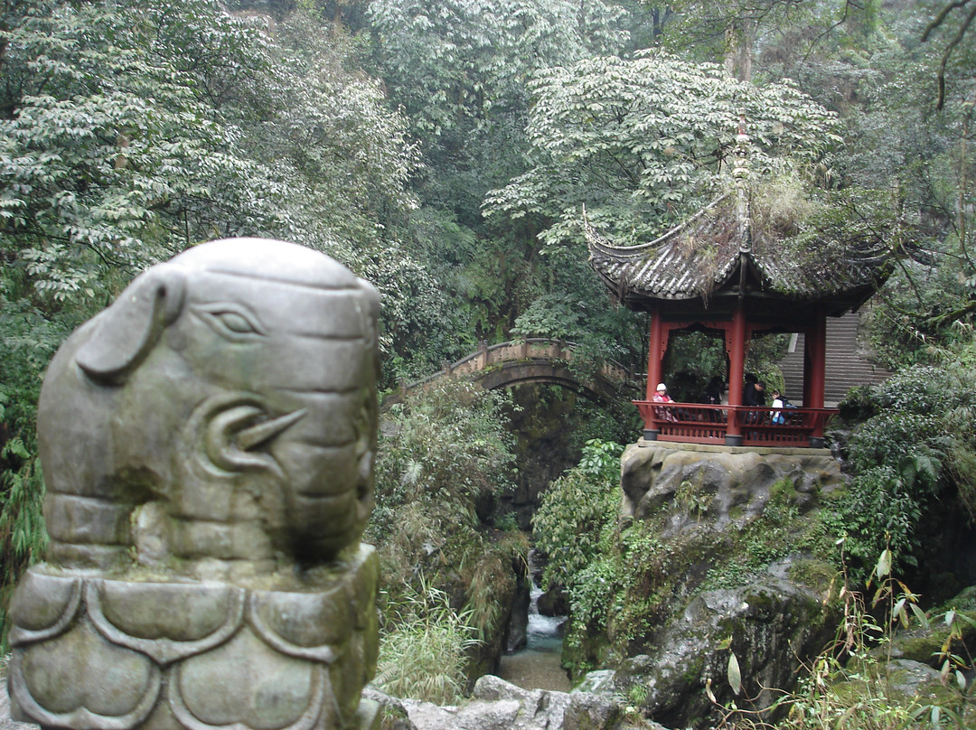 清音阁-峨眉山市必去景点