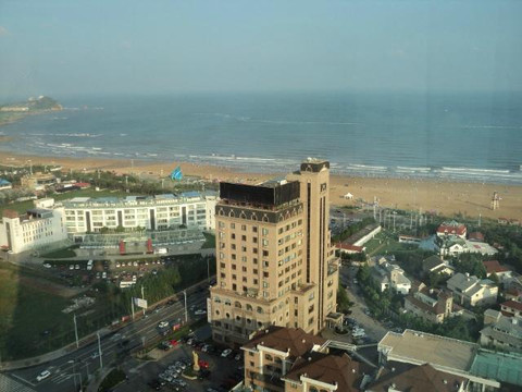 麒麟皇冠大酒店主图