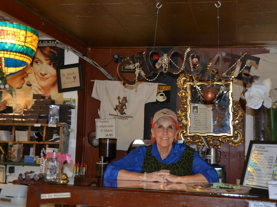 Chubby Chipmunk Hand-Dipped Chocolates-戴德伍德必去景点