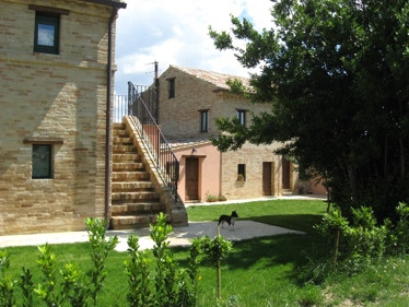 Agrotourism "At The Court of Carolina"