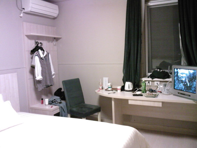 西安锦江之星小寨地铁站店-客卧