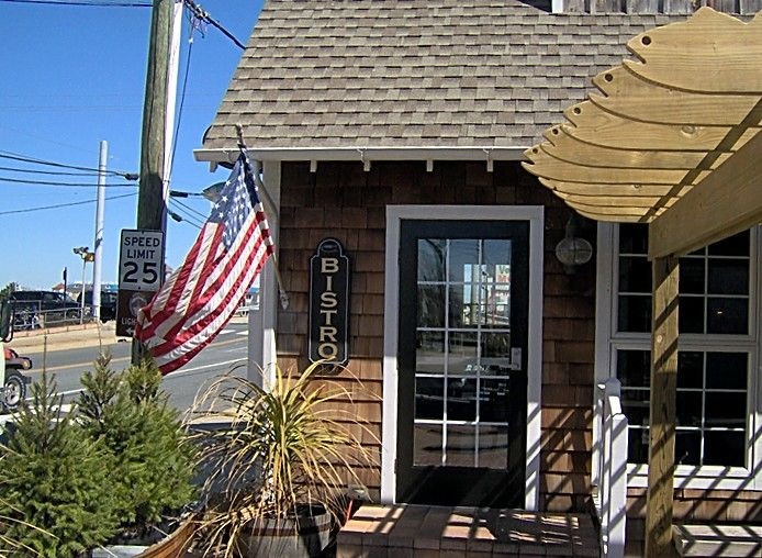 刘易斯餐馆和美食-Striper Bites