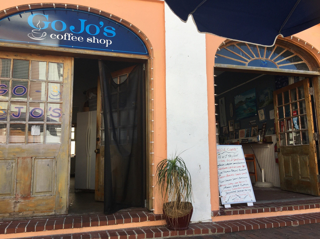 圣乔治餐馆和美食-Gojo's Coffee Shop