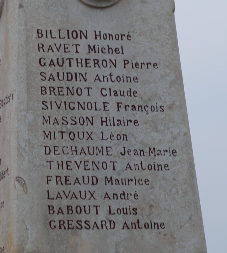 Monument aux morts de Saint-Boil
