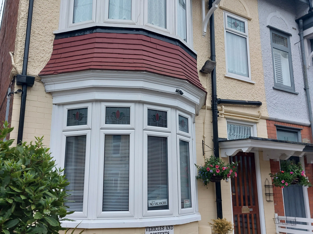 Longleigh Guest House