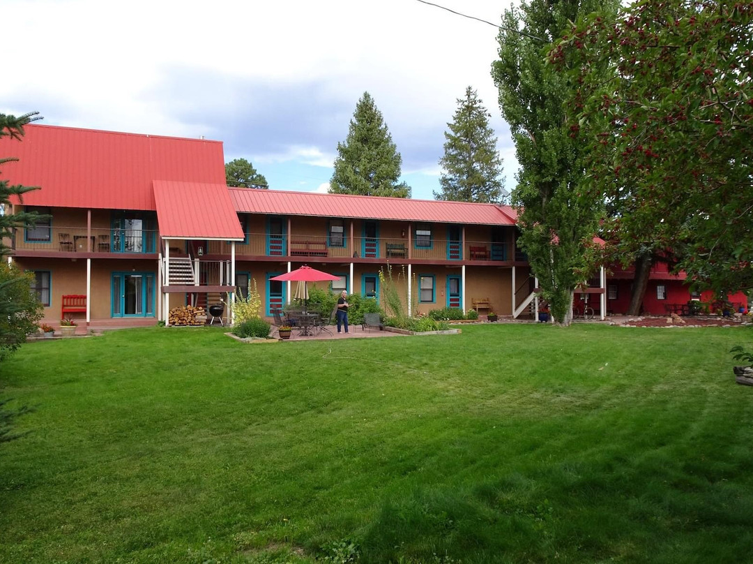 Chama Station Inn主图