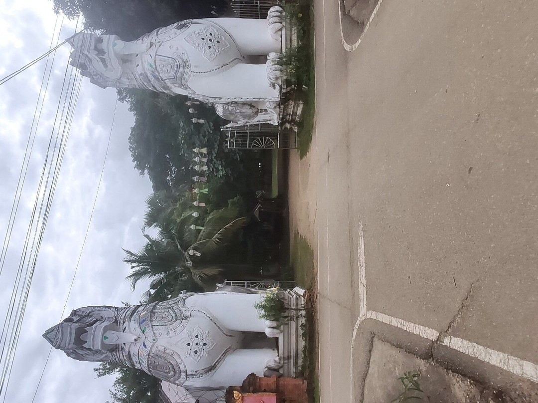 Wat Sri Don Chai-拜县必去景点
