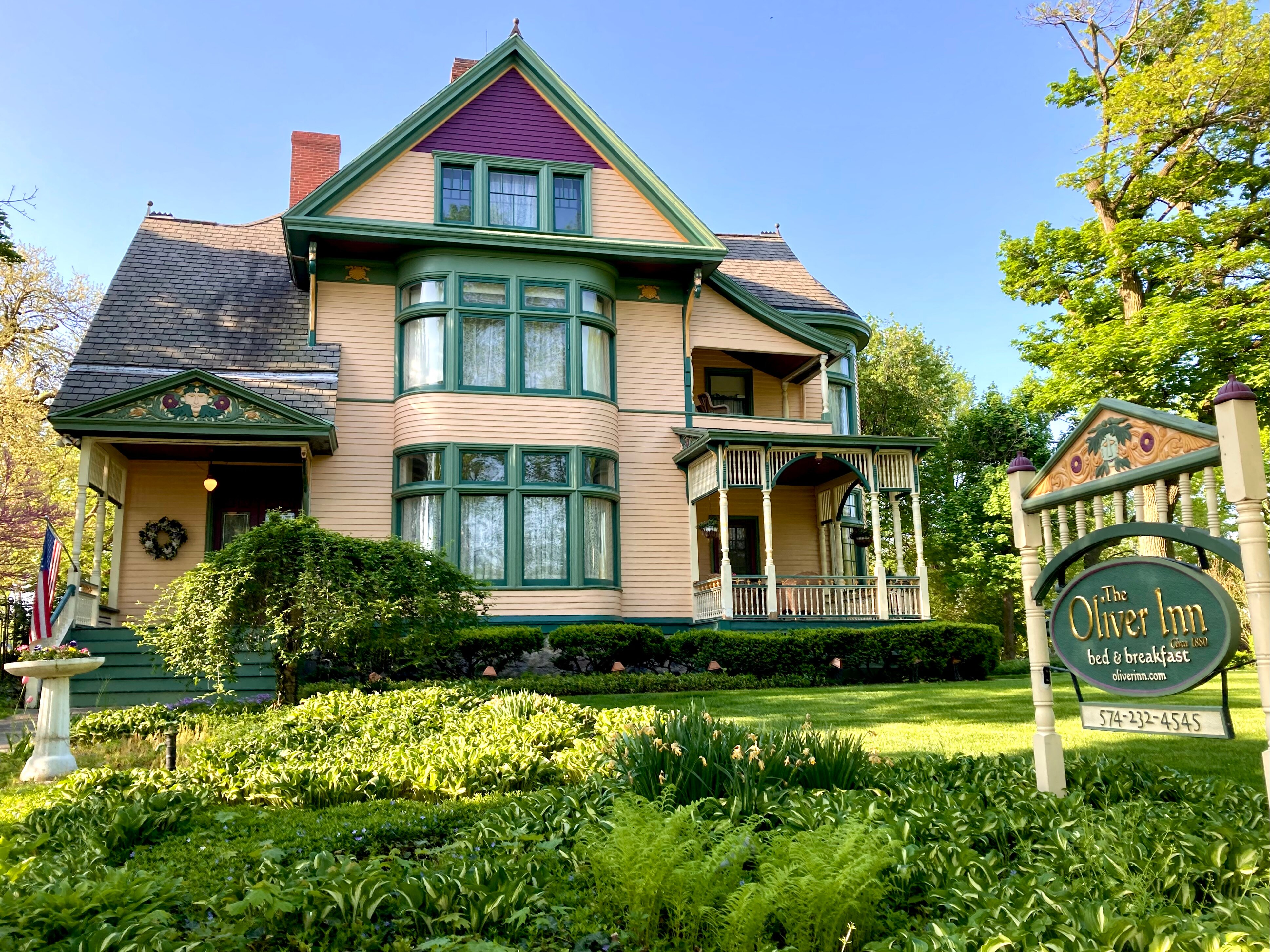 The Oliver Inn-官方