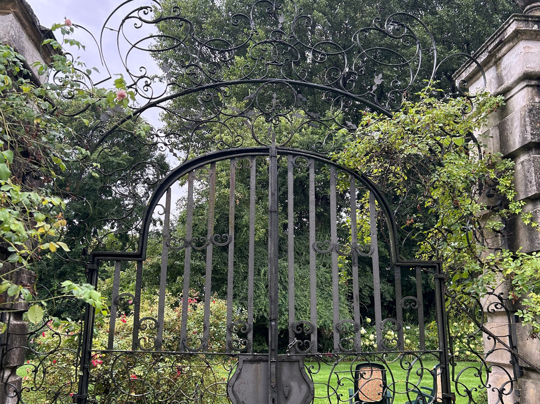 Villa Roberti-Brugine必去景点