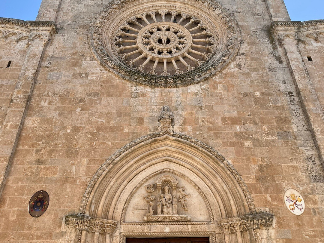 Ape Calessino Ostuni - Golapa-奥斯图尼必去景点