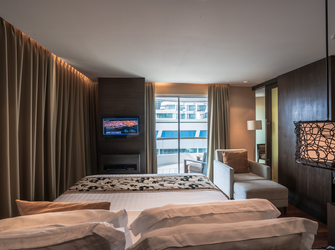 芭提雅爱湾海滩度假村主图