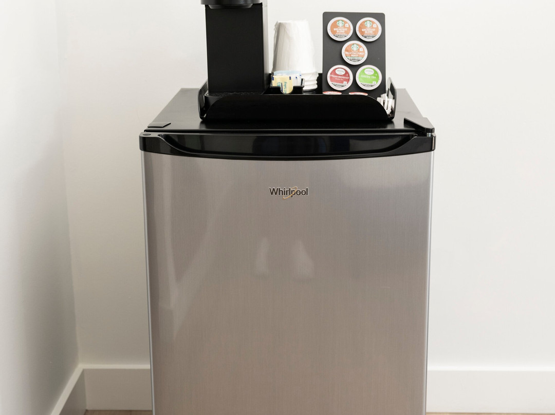 克里尔镇汽车旅馆主图