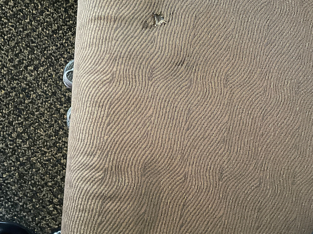 罗利达勒姆机场坎布里亚套房酒店主图