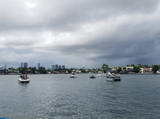 Tropical Sailing-劳德代尔堡必去景点
