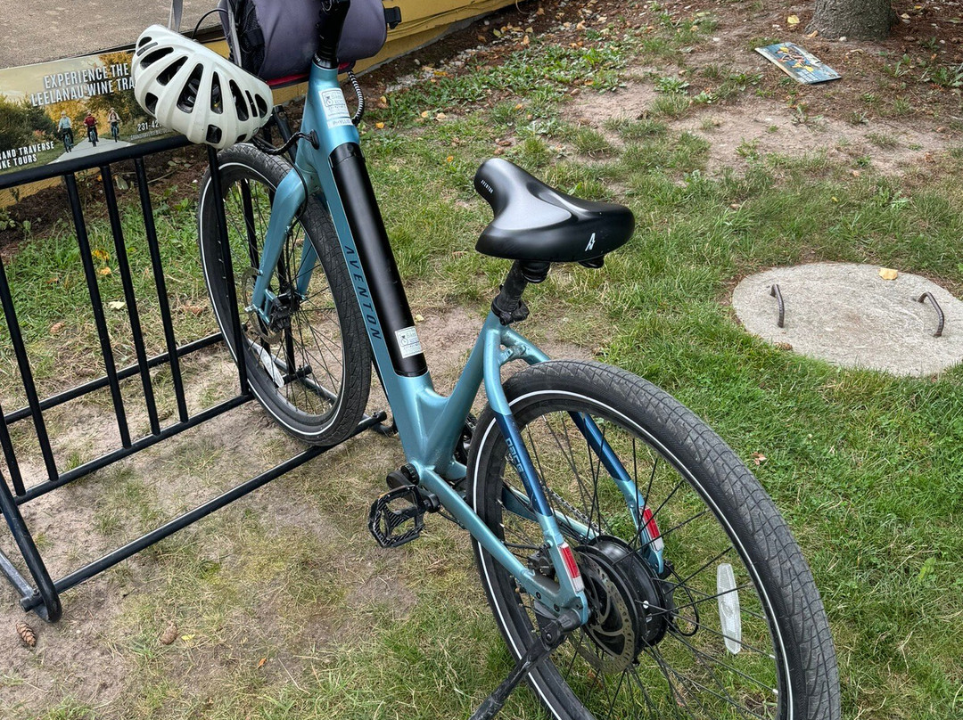 Grand Traverse Bike Tours景点图片