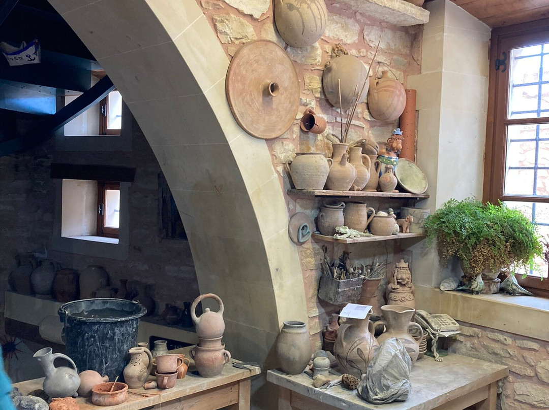 Tsikalario cretan ceramics-雷斯蒙必去景点